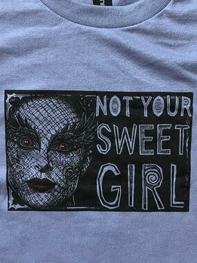 Black Swan horror color violet size small Unisex T-shirt